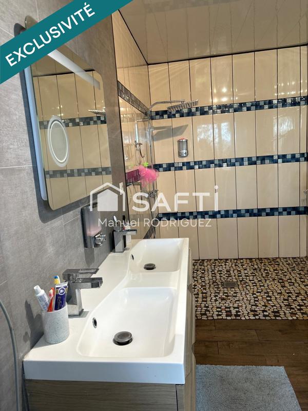 Loft - 200 m² - 5 pièces