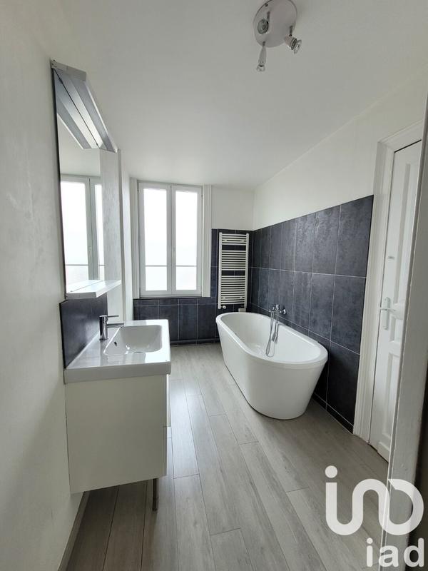 Appartement - 168 m² - 6 pièces