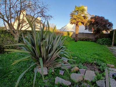 Maison - 100 m² - 6 pièces