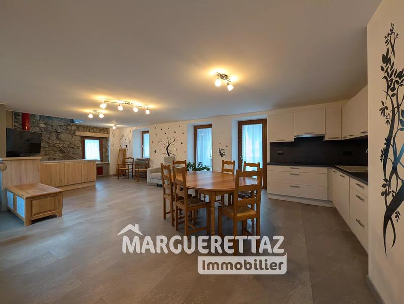Maison de village - 127 m² - 4 pièces
