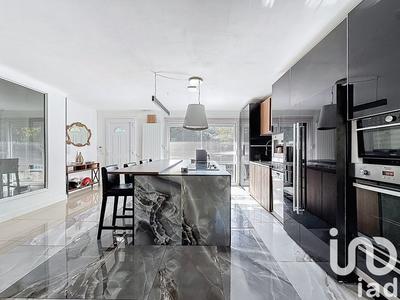 Maison - 134 m² - 6 pièces