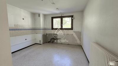 Appartement - 91 m² - 4 pièces