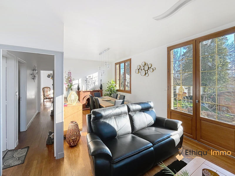 Maison - 160 m² - 5 pièces