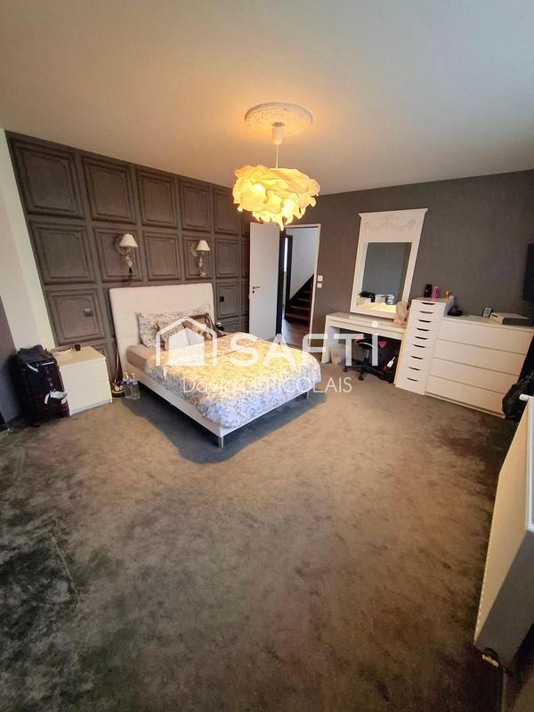 Maison - 130 m² - 7 pièces