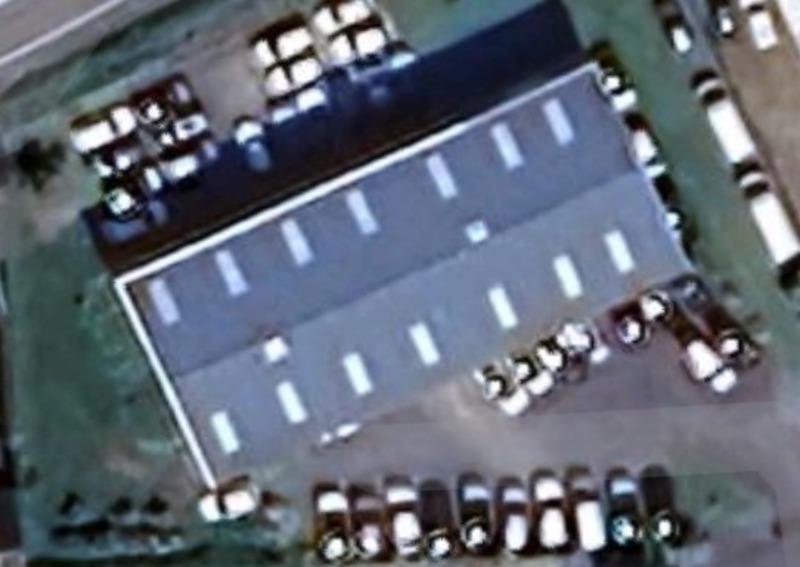 Local d'activité / Entrepôt - 750 m² - 3 pièces