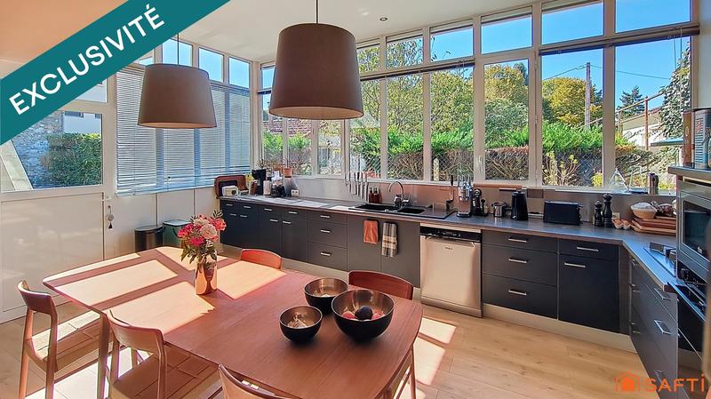 Maison - 160 m² - 6 pièces