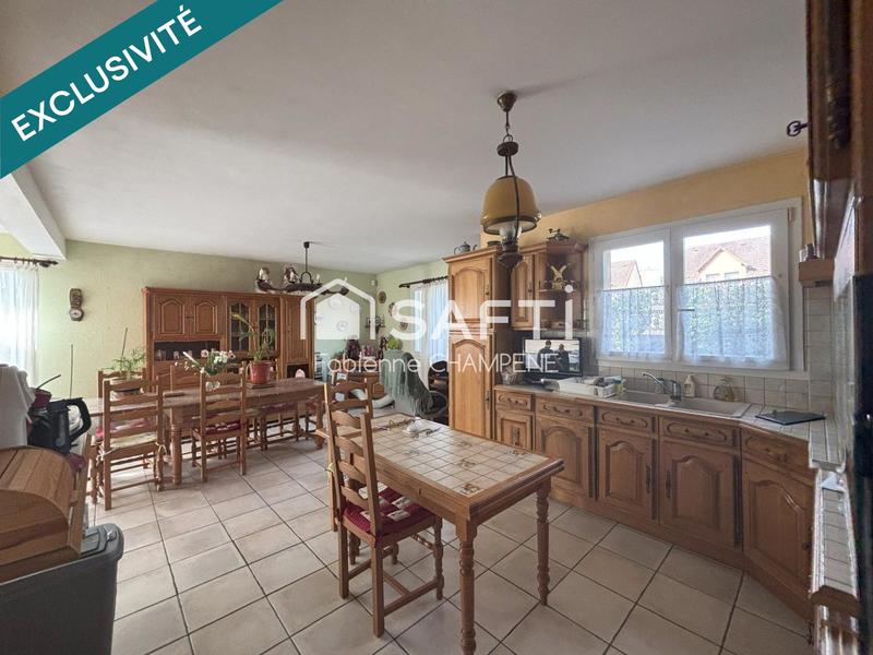 Maison - 140 m² - 6 pièces