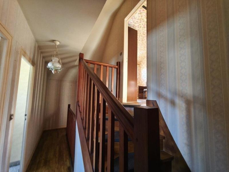 Maison - 98 m² - 6 pièces