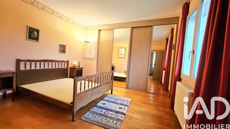 Maison - 190 m² - 6 pièces