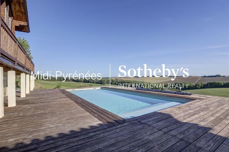 Maison - 163 m² - 6 pièces