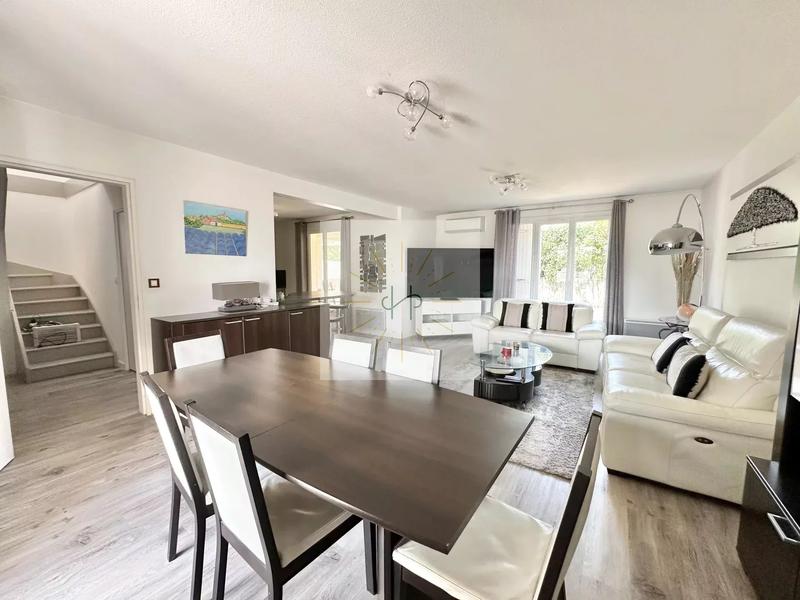 Maison - 110 m² - 5 pièces