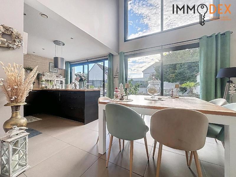 Maison - 162 m² - 5 pièces