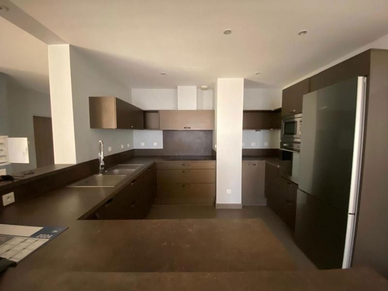 Appartement - 144 m² - 4 pièces