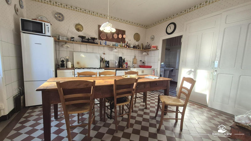 Maison - 100 m² - 5 pièces