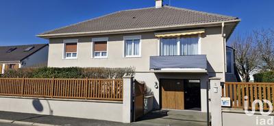 Maison - 90 m² - 5 pièces