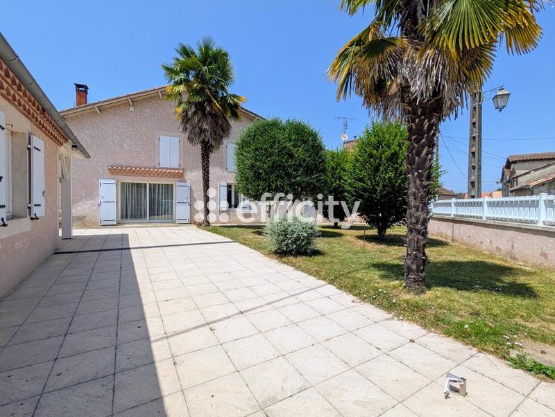 Maison - 175 m² - 8 pièces