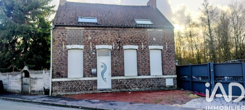 Maison - 95 m² - 5 pièces