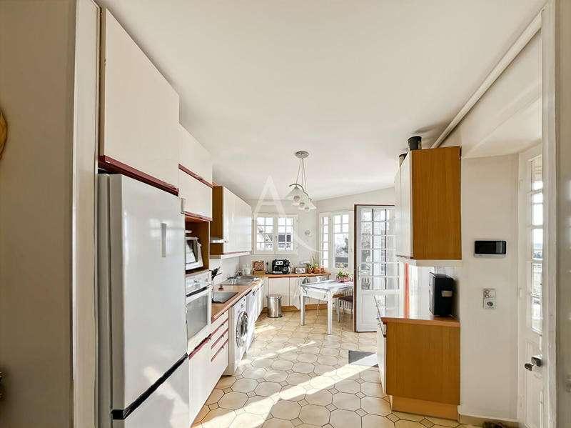 Maison - 118 m² - 5 pièces