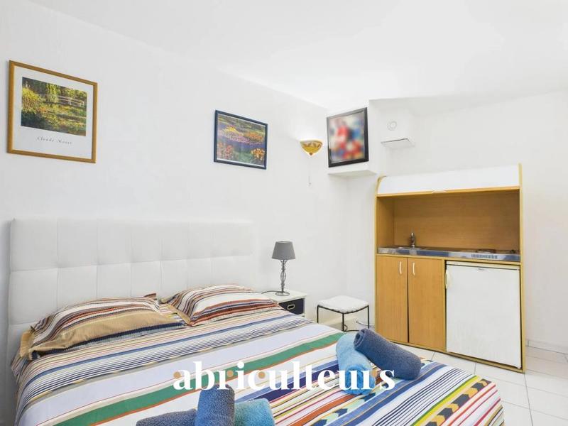 Appartement ancien - 143 m² - 6 pièces