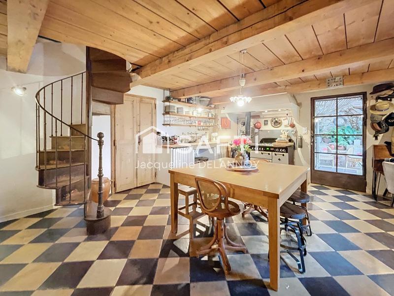 Bastide - 100 m² - 3 pièces