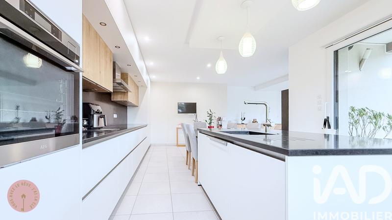 Maison - 175 m² - 6 pièces