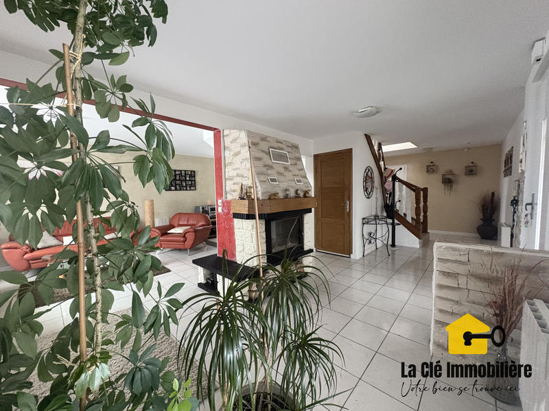 Maison - 170 m² - 6 pièces