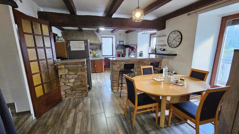 Maison - 120 m² - 5 pièces