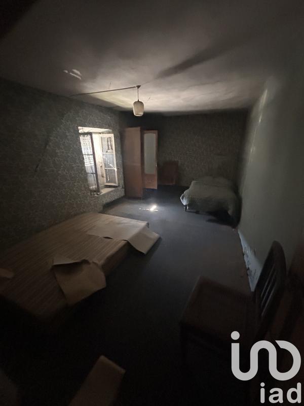 Maison - 300 m² - 9 pièces