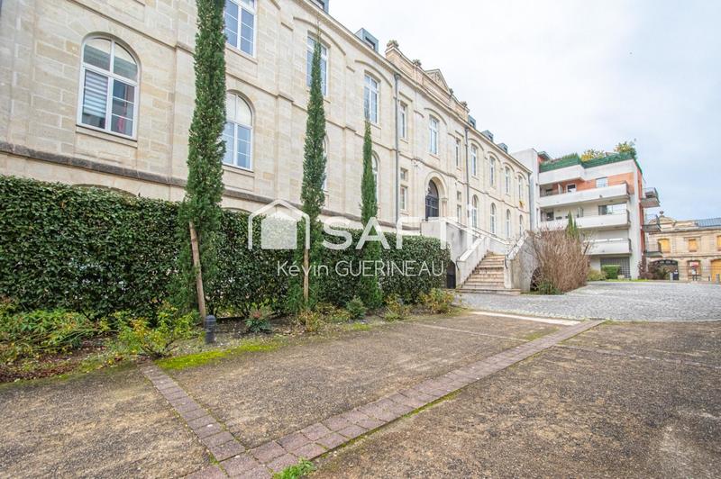 Appartement - 75 m² - 3 pièces