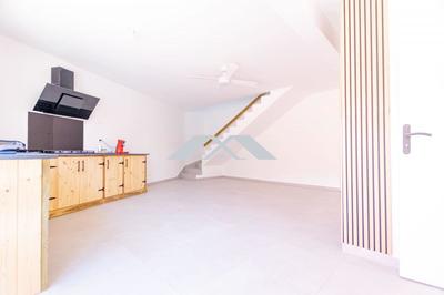 Maison - 86 m² - 4 pièces