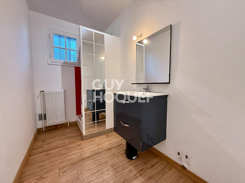 Maison - 213 m² - 8 pièces