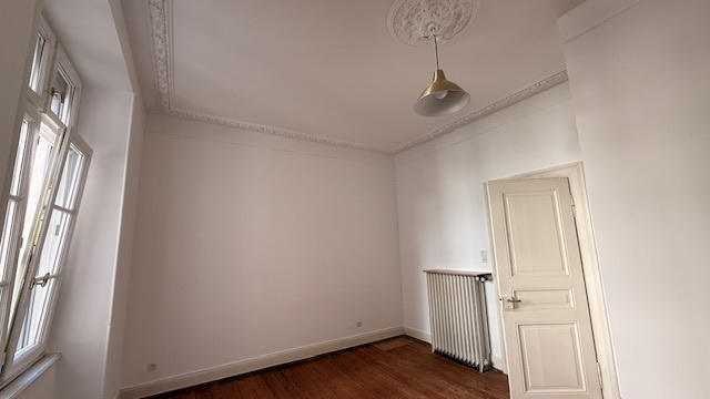 Appartement - 182 m² - 6 pièces