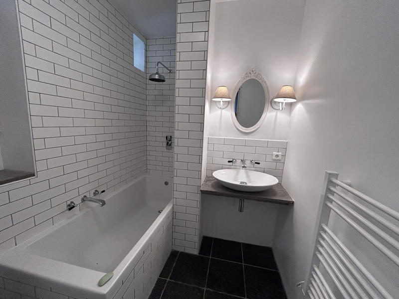 Maison - 290 m² - 12 pièces