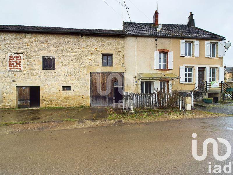 Maison - 360 m² - 6 pièces