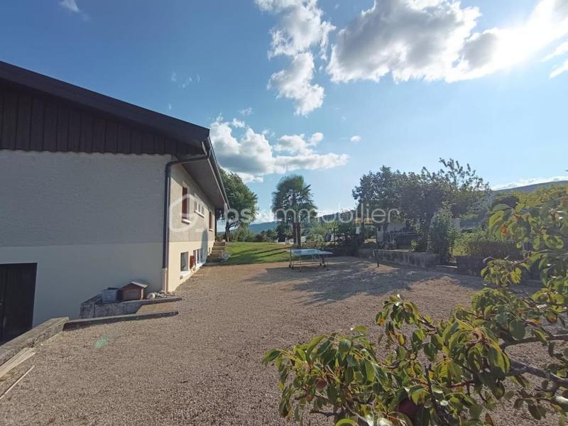 Maison traditionnelle - 103 m² - 4 pièces