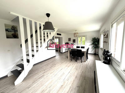 Maison - 134 m² - 4 pièces