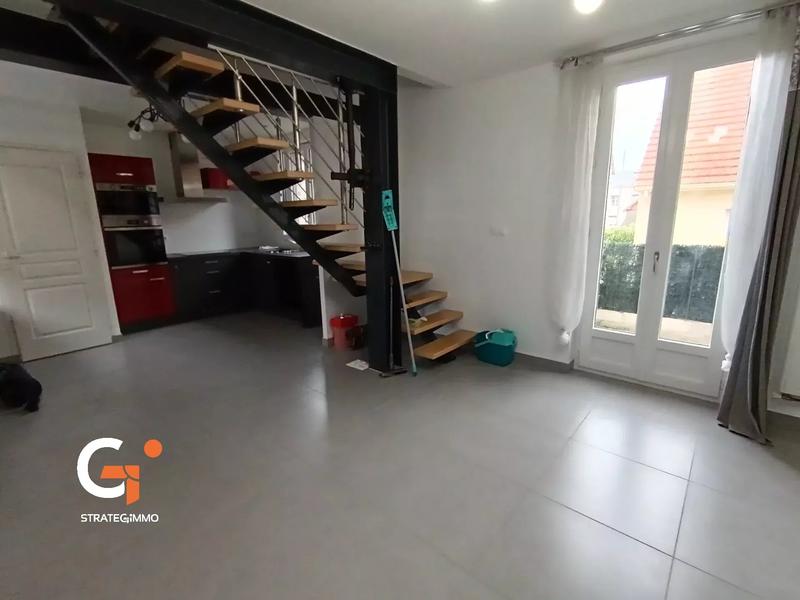 Maison - 76 m² - 6 pièces