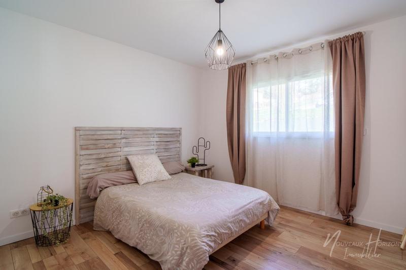 Maison - 182 m² - 7 pièces