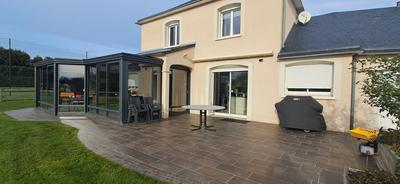 Maison - 189 m² - 8 pièces