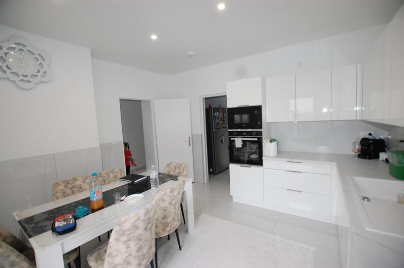 Maison - 134 m² - 5 pièces