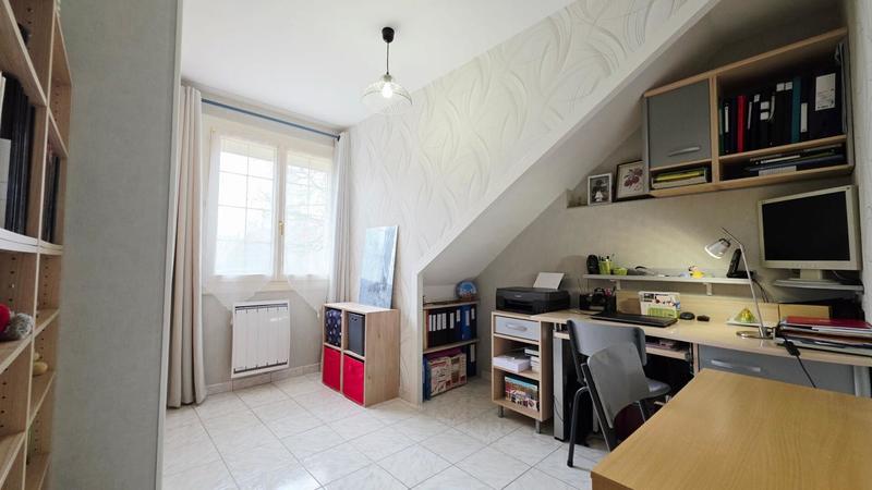 Maison - 166 m² - 8 pièces