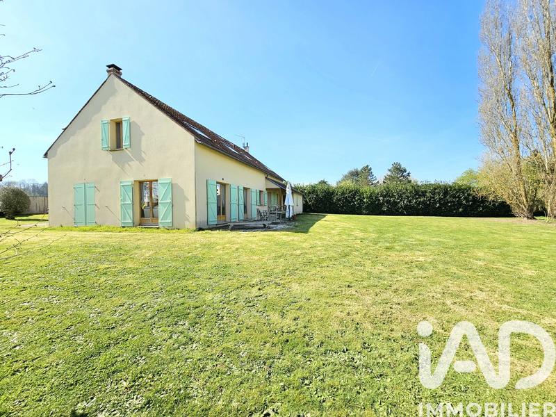 Maison - 260 m² - 7 pièces