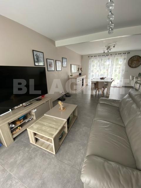 Maison - 111 m² - 5 pièces