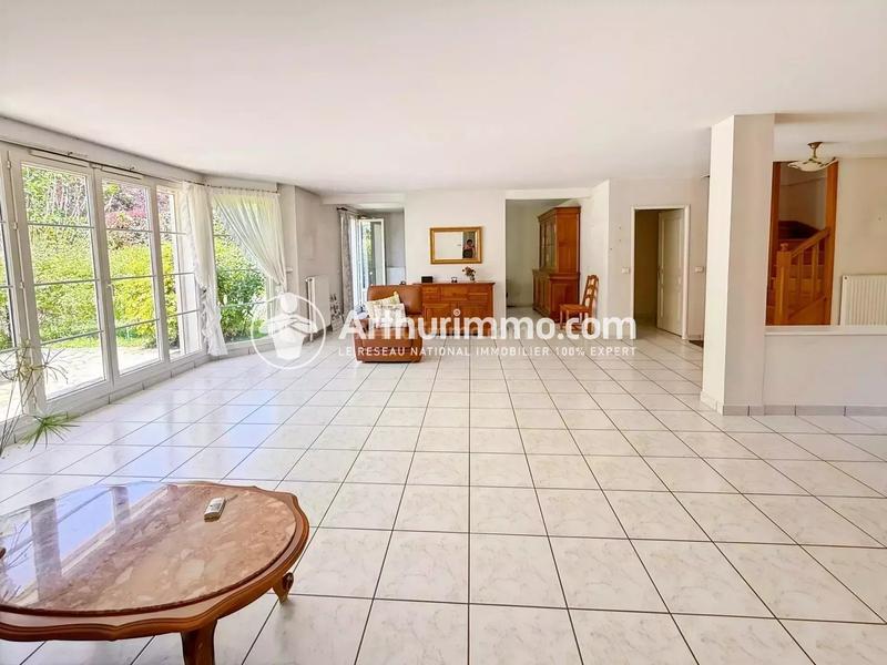 Maison - 170 m² - 6 pièces