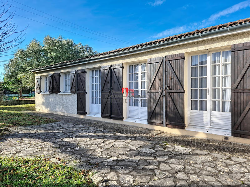 Maison traditionnelle - 95 m² - 4 pièces