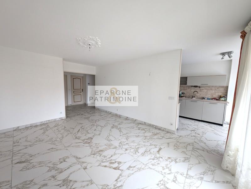 Appartement - 82 m² - 4 pièces