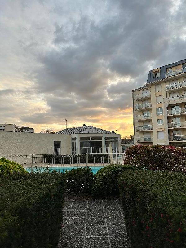 Studio - 25 m² - 1 pièce