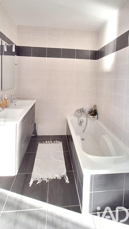 Maison - 117 m² - 6 pièces