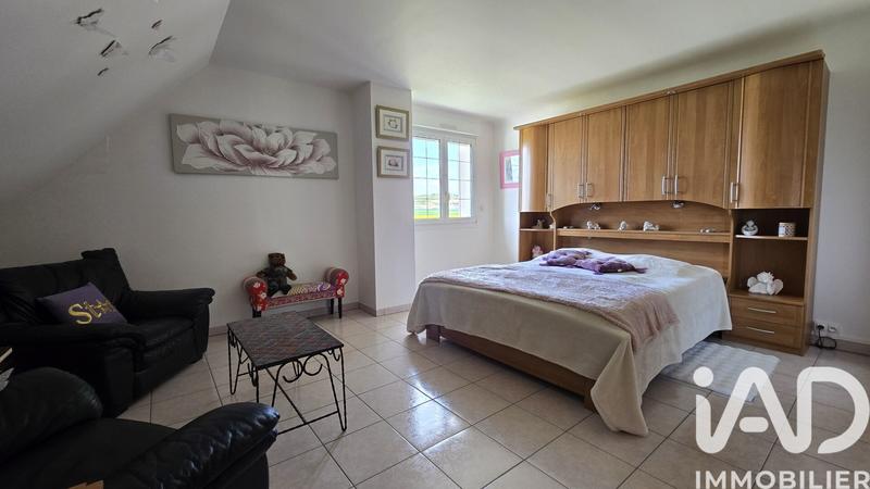 Maison - 345 m² - 10 pièces