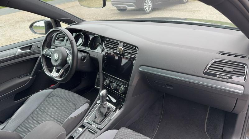 Volkswagen Golf 1.5 Tsi 150 Dsg7 R-Line - Automatique Toit ouvrant